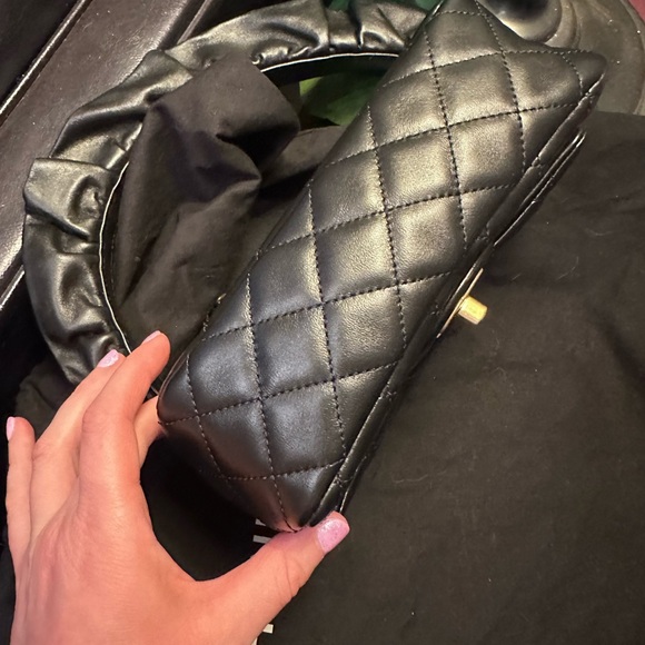 Chanel black lambskin romance mini with brushed gold hardware - Picture 11 of 16